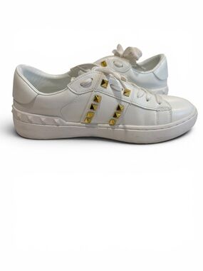 Gold Rockstud Untitled White Sneakers 39/ Size 9